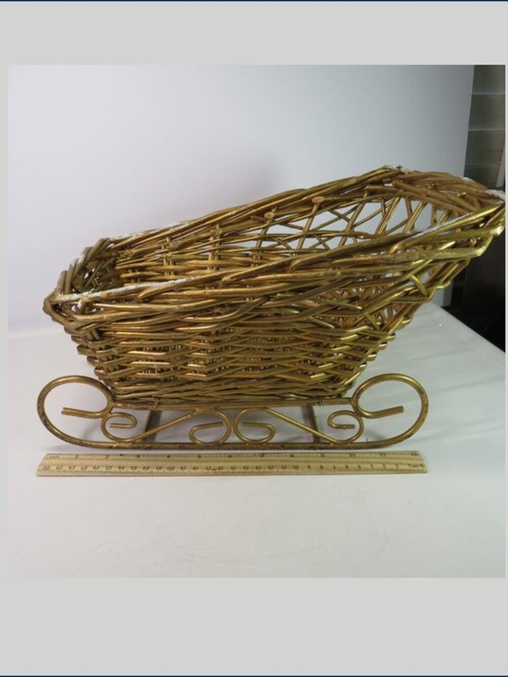 VTG Gold Wicker Sleigh Basket Metal Runners Holiday Christmas Decor Centerpiece